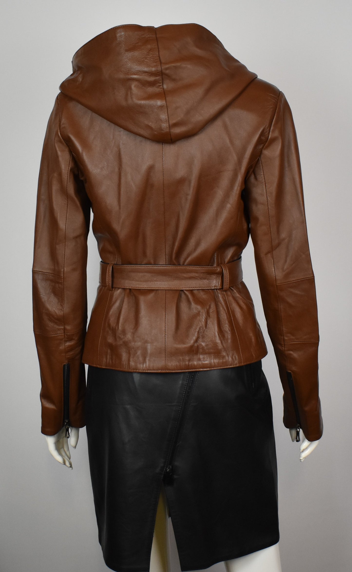 Stylische Damen Lammlederjacke mit Kapuze