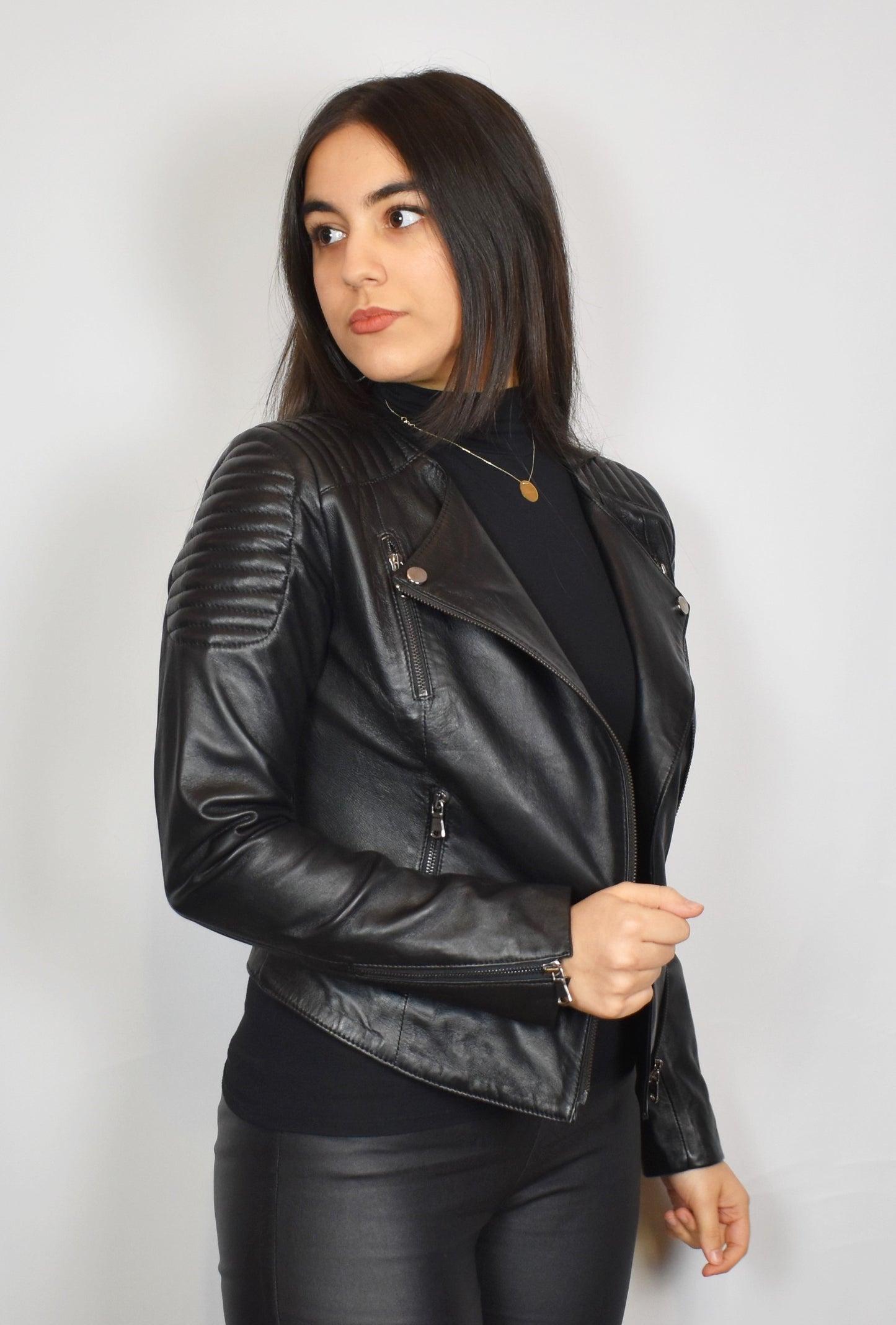 Stylische Damen Lederjacke