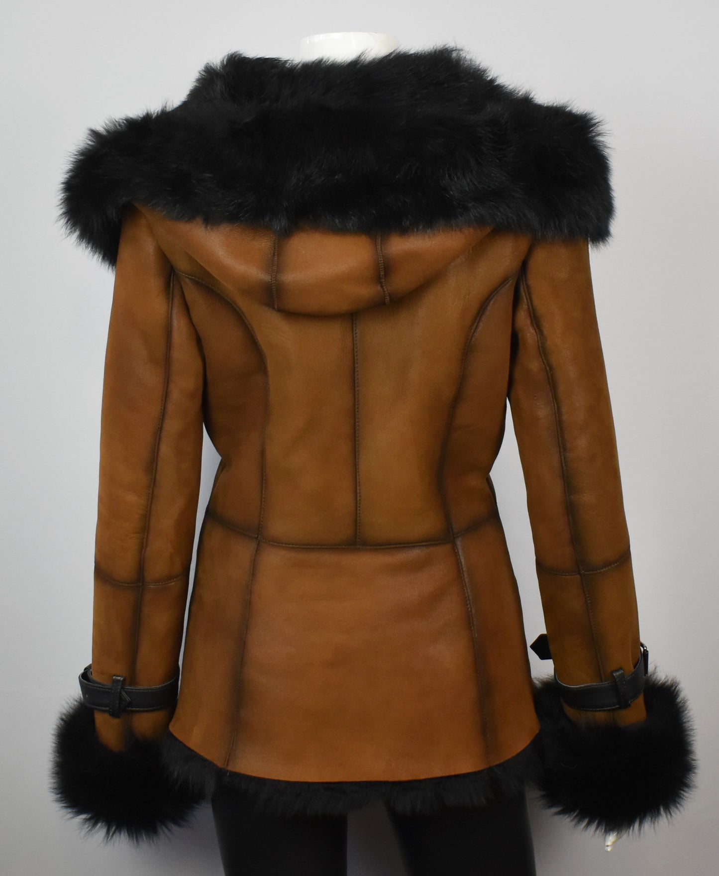 Designer Lammfelljacke mit echtem Toskana Fell Kapuze