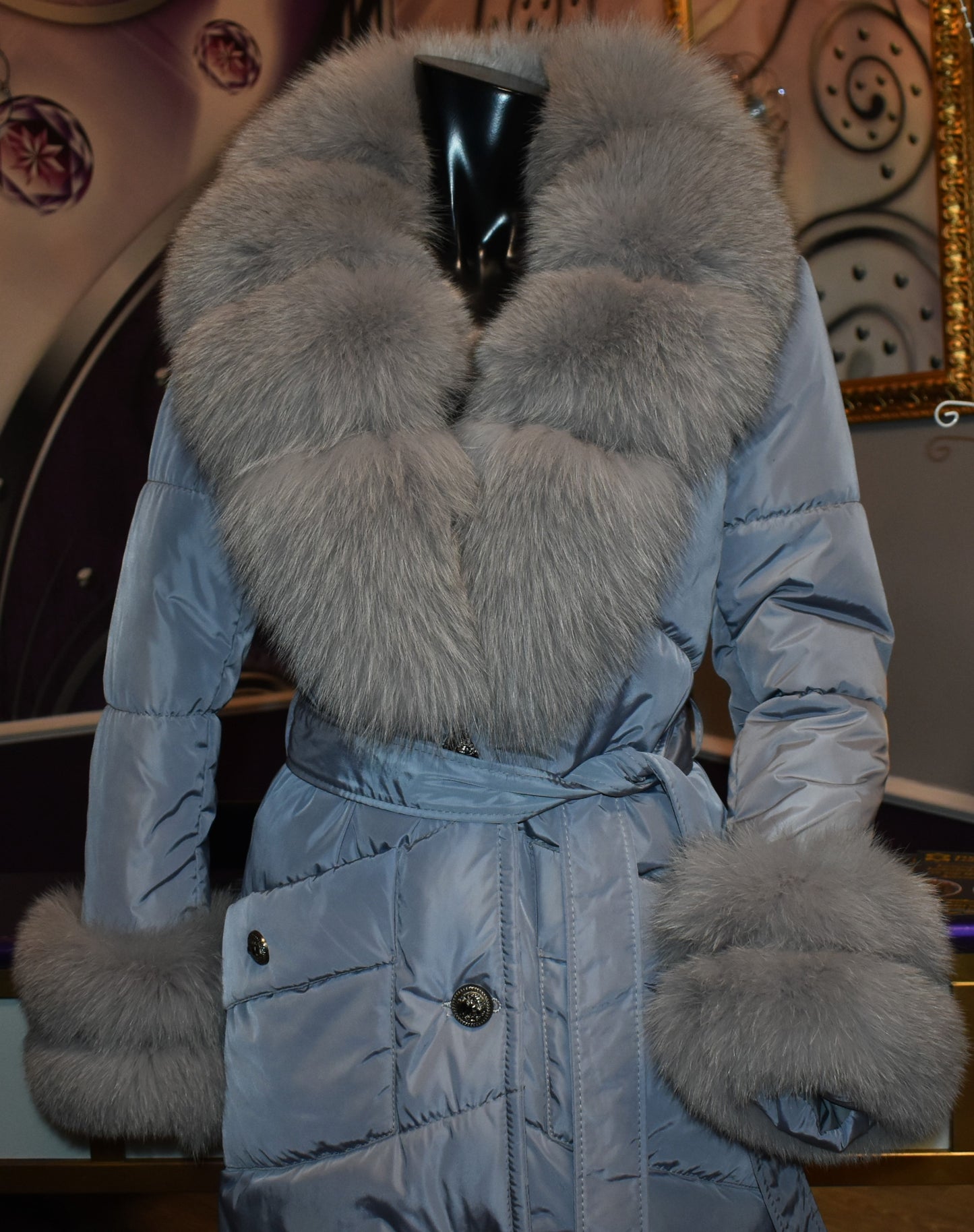 Luxus Designer Damen Steppmantel mit Fuchspelz Kragen