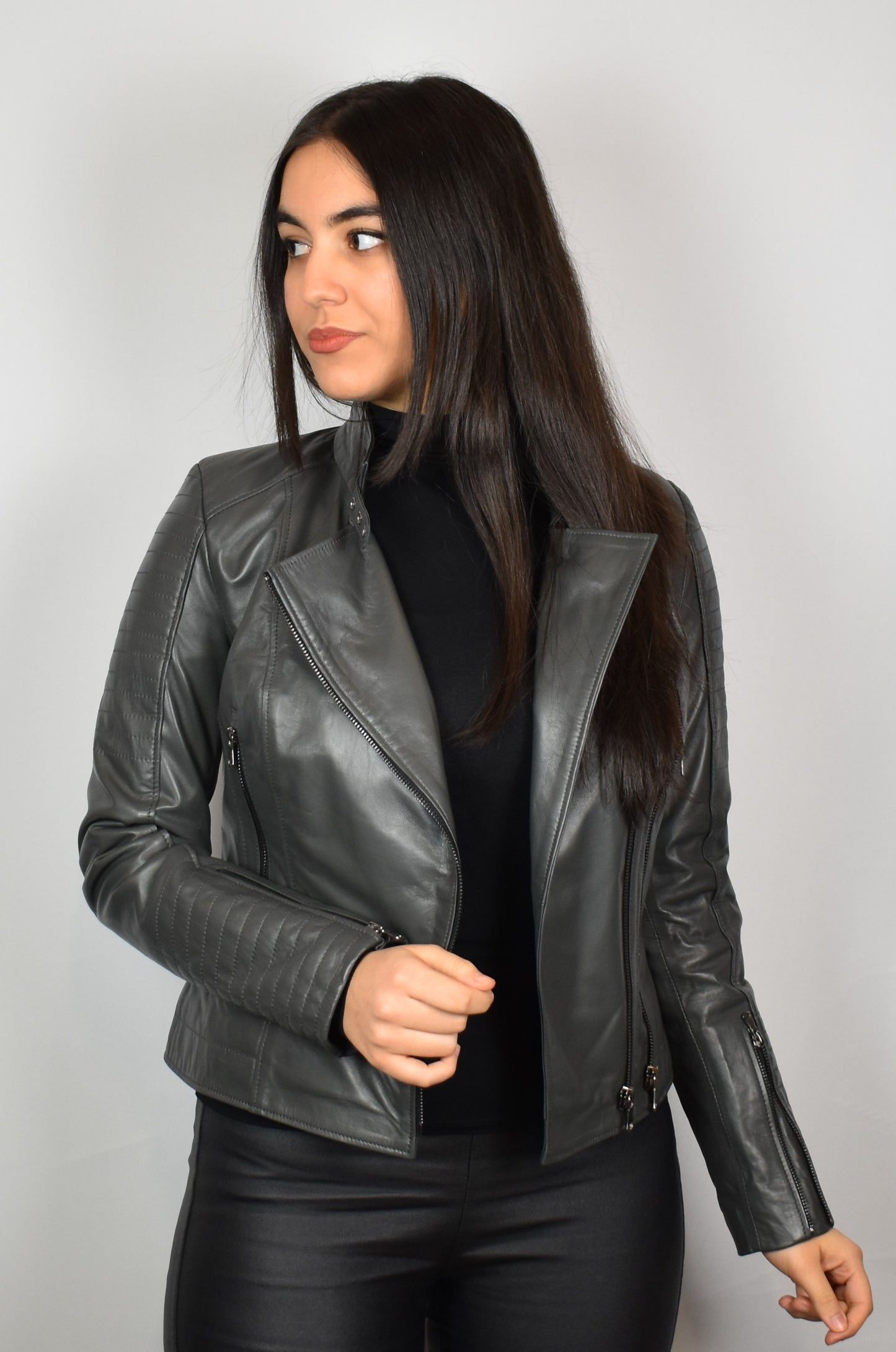 Stylische Damen  Lederjacke
