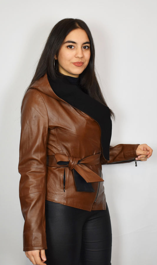 Stylische  Damen  Lammlederjacke mit Kapuze